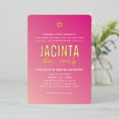 BAT MITZVAH moderne ster heldere roze gradiënt gou Folie Uitnodiging (Staand Voorkant)