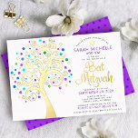 Bat Mitzvah Paarse Boom van het Manuscript Real Go Folie Uitnodiging<br><div class="desc">Wees trots, blij en toon deze mijlpaal van je favoriete Bat Mitzvah! Deze grafische echte gouden folie-boom met dunne turquoise, blauwgroen, paarse en blauwe ster van David en puntige "bladeren" op een witte achtergrond is de perfecte uitnodiging voor deze speciale gelegenheid. Een kleine, donkere paarse ster van David patroonbedekking lichter...</div>