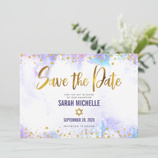 Bat Mitzvah Paarse Waterverf Gold Script Girly Save The Date (Staand voorkant)