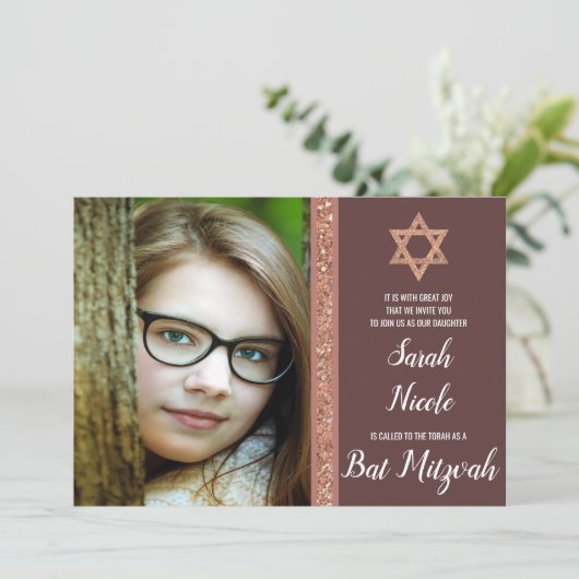Bat Mitzvah Roos Gold Modern Photo Chic Glitter Kaart (Staand voorkant)