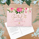 Bat Mitzvah Save the Date Pink Floral Waterverf Uitnodiging Briefkaart<br><div class="desc">Zorg ervoor dat al je vrienden en familieleden de mijlpaal van je dochter Bat Mitzvah kunnen vieren! Verzend dit onderwerp, gepersonaliseerd "sparen het briefkaart van de Datum"aankondiging. Een verbluffende, roze en perzikkleurige florale waterverf met faux goudfolie scripttypografie en modern stoffig roos en grijs zanserif bedekken een zachte roze & confetti...</div>