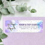 Bat Mitzvah Silver Foil Paarse Waterverf Address Etiket<br><div class="desc">Wees trots, blij en vier deze mijlpaal van je favoriete Bat Mitzvah! Gebruik deze verbluffende, moderne, dunne, zilveren folie Ster van David en kleine stippen tegen een zachte paarse waterverf achtergrond, geef het adreslabel terug aan haar speciale dag. Pas de douanetekst met jouw naam en adres aan. Gegarandeerd om stijlvol...</div>