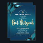 Bat Mitzvah Turquoise Ombre Agate Gold Script Bold Kaart<br><div class="desc">Wees trots, verheug je en laat deze mijlpaal van je favoriete Bat Mitswa zien! Stuur deze coole, unieke, moderne, gepersonaliseerde, Hebreeuwse naam uitnodiging voor een evenement om te onthouden. Faux gouden folie script typografie, wit zonder serif typografie, en een faux gouden Star of David bedekken een diep turquoise blauwgroen blauw...</div>