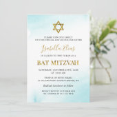 Bat Mitzvah Waterverf Pastel Blue Gold Invitation Kaart (Staand voorkant)