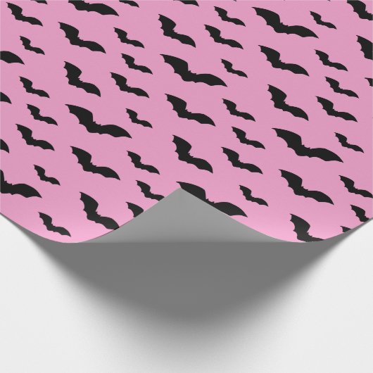 Bat silhouettes in pink cadeaupapier (Hoek)