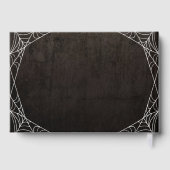Bat & Spiderwebs Mr & Mrs Gothic Halloween Wedding Gastenboek (Achterkant)