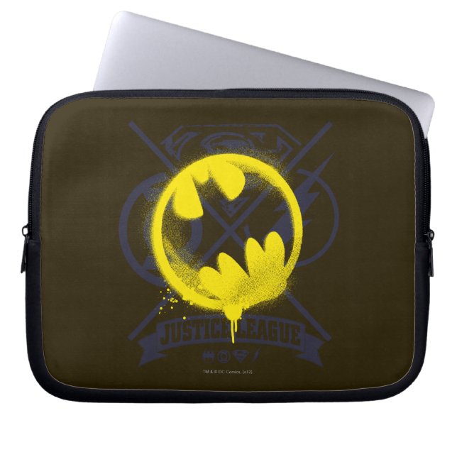 Bat Symbol over Justice League Laptop Sleeve (Voorkant)