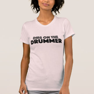Baten op het drummer roze T-Shirt
