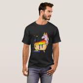 Bath Bomb - Unicorn Bathing in Bathtub LBGT T-shirt (Voorkant volledig)