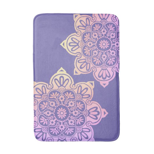 Bath Mat op Paars met grote Boho-medaillons (Voorkant Verticaal)