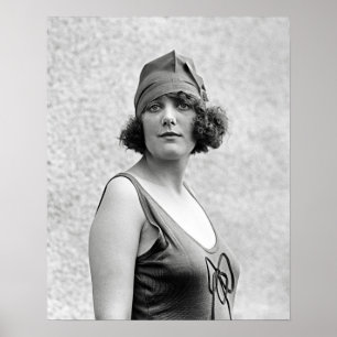 Bathing Beauty Portrait, 1922.  foto Poster