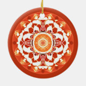 Batik Mandala Patroon in Roest Rood Keramisch Ornament (Achterkant)
