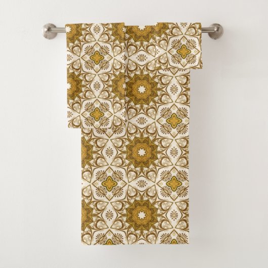 Batik Mandala Pattern Mustard Gold en Cream Bad Handdoek (Insitu)