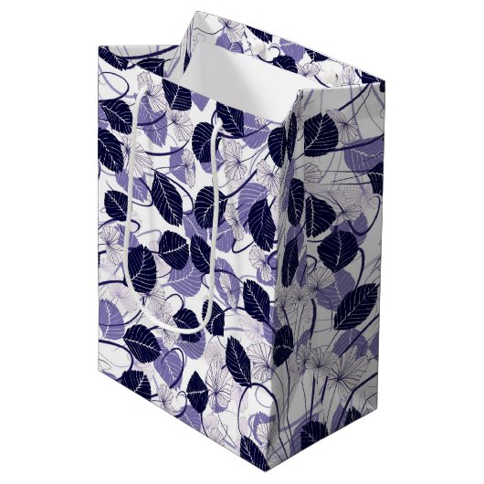 Batik Paars leder en tekenpatroon Medium Cadeauzakje (Voorkant Gekanteld)