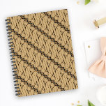 Batik Parang, Indonesisch patroon, Javaans, Etnisc Planner<br><div class="desc">Elegant, stijlvol en gesofisticeerd batik parang patroon in bruine kleur. Modern en trendy cadeau, perfect voor de Indonesië-liefhebber in je leven.</div>
