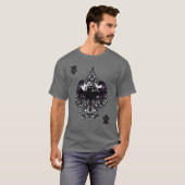 Batman Ace of Spaces Gothic Crest T-shirt (Voorkant volledig)
