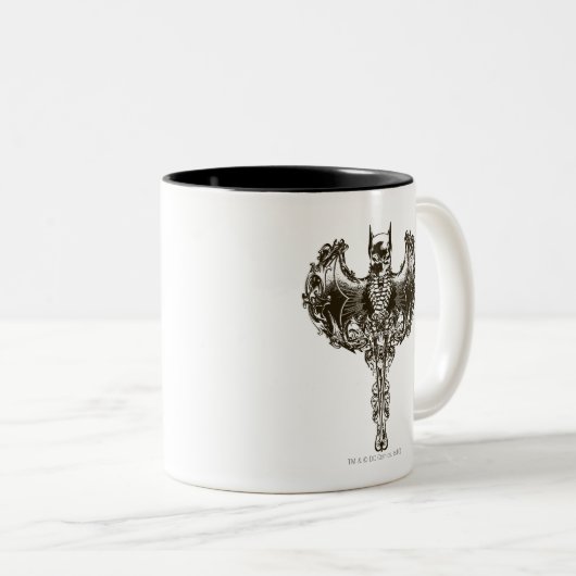 Batman Cowl en Skull Crest Tweekleurige Koffiemok (Voorkant rechts)