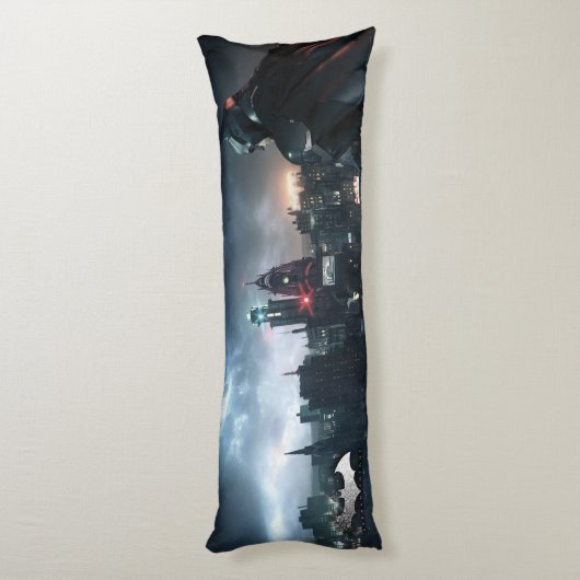 Batman die over de stad kijkt lichaamskussen (Achterkant (Verticaal))