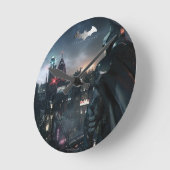 Batman die over de stad kijkt ronde klok (Hoek)
