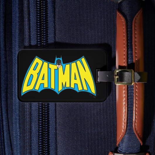 Batman |  Geel Blauwe Logo Bagagelabel (Voorkant Insitu 4)