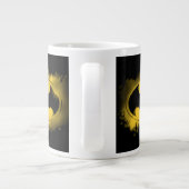 Batman Symbol | Zwarte en gele Logo Grote Koffiekop (Achterkant)
