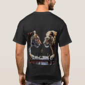 Battle of Kings: Tiger vs Lion Chess Duel" T-shirt (Achterkant)