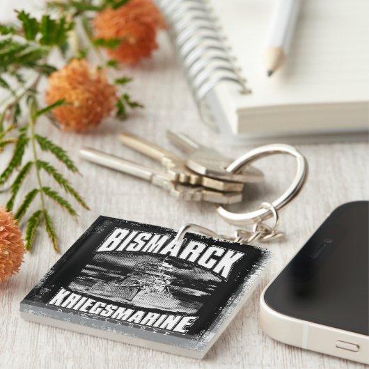 Battleship Bismarck Sleutelhanger (Voorkant Rechts)
