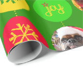 Bauble red green yellow patroon kerstfoto cadeaupapier (Rol Hoek)