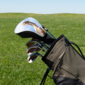 Baviaan aap boven op een berg golfheadcover (Insitu)