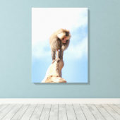 Baviaan aap op de top van een berg canvas afdruk (Insitu (Houten vloer))