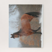 Bay Andalucian Stallion staat op sneeuw Legpuzzel (Verticaal)