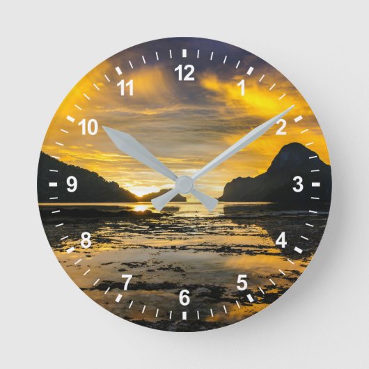 Bay El Nido Sunset Ronde Klok (Voorkant)