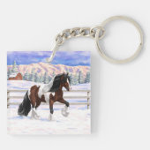 Bay Pinto Gypsy Vanner Draft Horse in sneeuw Sleutelhanger (Achterkant)