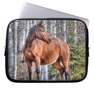 Bay Stallion Horse en Forest - Foto van Equine Laptop Sleeve