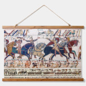 BAYEUX TAPESTRY 1066 NORMAN KNIGHTS AND ARCHERS HANGEND WANDKLEED (Voorkant)