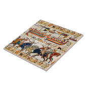 BAYEUX TAPESTRY NORMAN KNIGHTS, VIKING SHIPS, ARCH TEGELTJE (Zijkant)