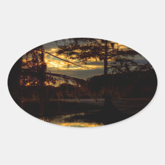 Bayou Sunset Reflection Ovale Sticker