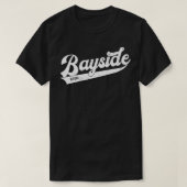 Bayside Queens NYC Typographic Disted Design  T-shirt (Design voorkant)