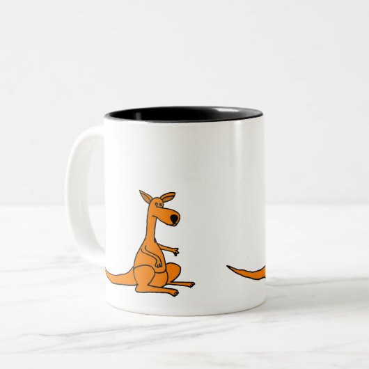 BB- Funny Cartoon Kangaroo Mok (Voorkant links)