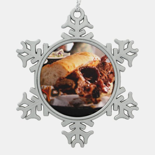 BBQ Beef Brisket Sandwich Tin Sneeuwvlok Ornament (Voorkant)