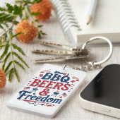 BBQ, Beers & Freedom – Retro 4th of July Vibes Sleutelhanger (Voorkant Rechts)