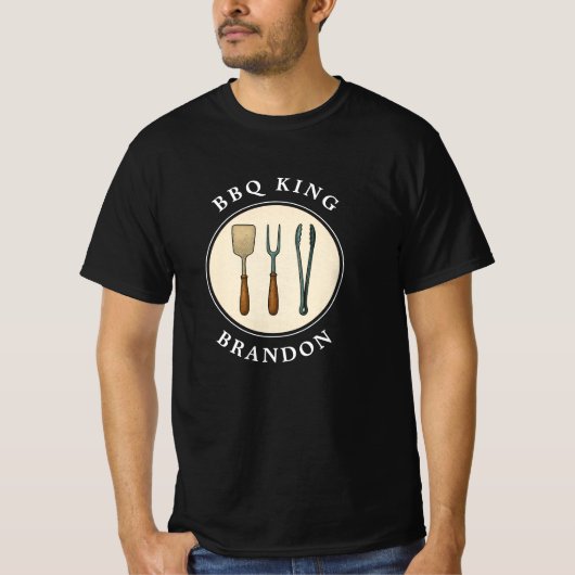 BBQ King Grilling Tools Embleem Naam van de vader T-shirt (Voorkant)