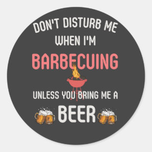 BBQ Master-in-Training, Barbecuing T-Shirt Ronde Sticker