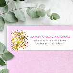 BBT Mitzvah Gold Pink Tree of Life Return Address Etiket<br><div class="desc">Wees trots, verheug en toon deze mijlpaal van je favoriete Bat Mitzvah met dit leuke, geavanceerde, gepersonaliseerde etiket van je retouradres! Een verbluffende, grafische faux gouden folie boom met dunne roze, oranje en rode ster van David en puntige "bladeren" bedekt een witte achtergrond. Pas de douanetekst met jouw naam en...</div>