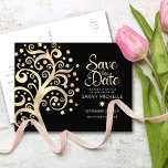 BBT Mitzvah Save Date Black Gold Foil Tree of Life Uitnodiging Briefkaart<br><div class="desc">Zorg ervoor dat al je vrienden en familieleden de mijlpaal van je dochter Bat Mitzvah kunnen vieren! Verzend dit verbluffende, verfijnde, gepersonaliseerde briefkaart van de "sparen de Datum"aankondiging. Een grafische faux gouden folieboom met een dunne ster van David en puntige "bladeren", samen met een gouden foliekalligrafie, bedekt een rijke, geavanceerde,...</div>