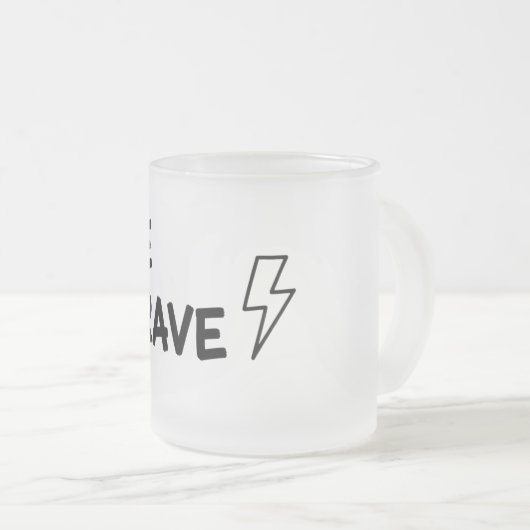 Be Brave Motivational Quote with Lightning Bolt De Matglas Koffiemok (Voorkant rechts)