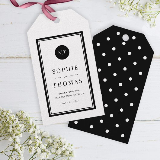 Be-editbare Kleur Klassieke Ronde Monogram Bruilof Cadeaulabel
