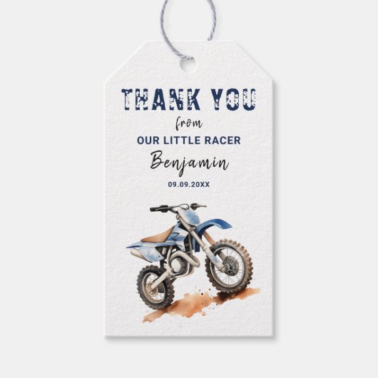 Be-editbare verjaardag blauwe dirt bike cadeaulabel (Voorkant)