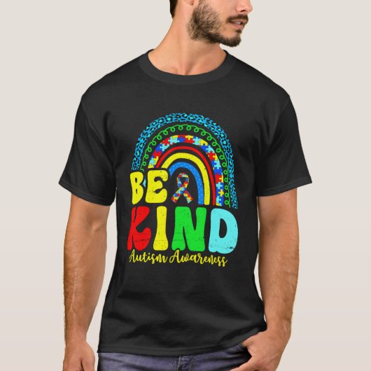 Be Kind Autism Awareness Love Heart Leopard Rainbo T-shirt (Voorkant)