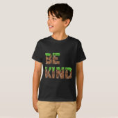 Be Kind Boys Tiener Kinder Pixel Video Game Vriend T-shirt (Voorkant volledig)